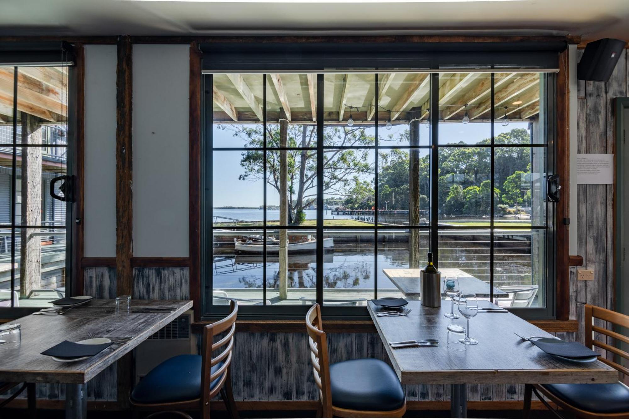 Risby Cove Boutique Hotel Strahan Zewnętrze zdjęcie