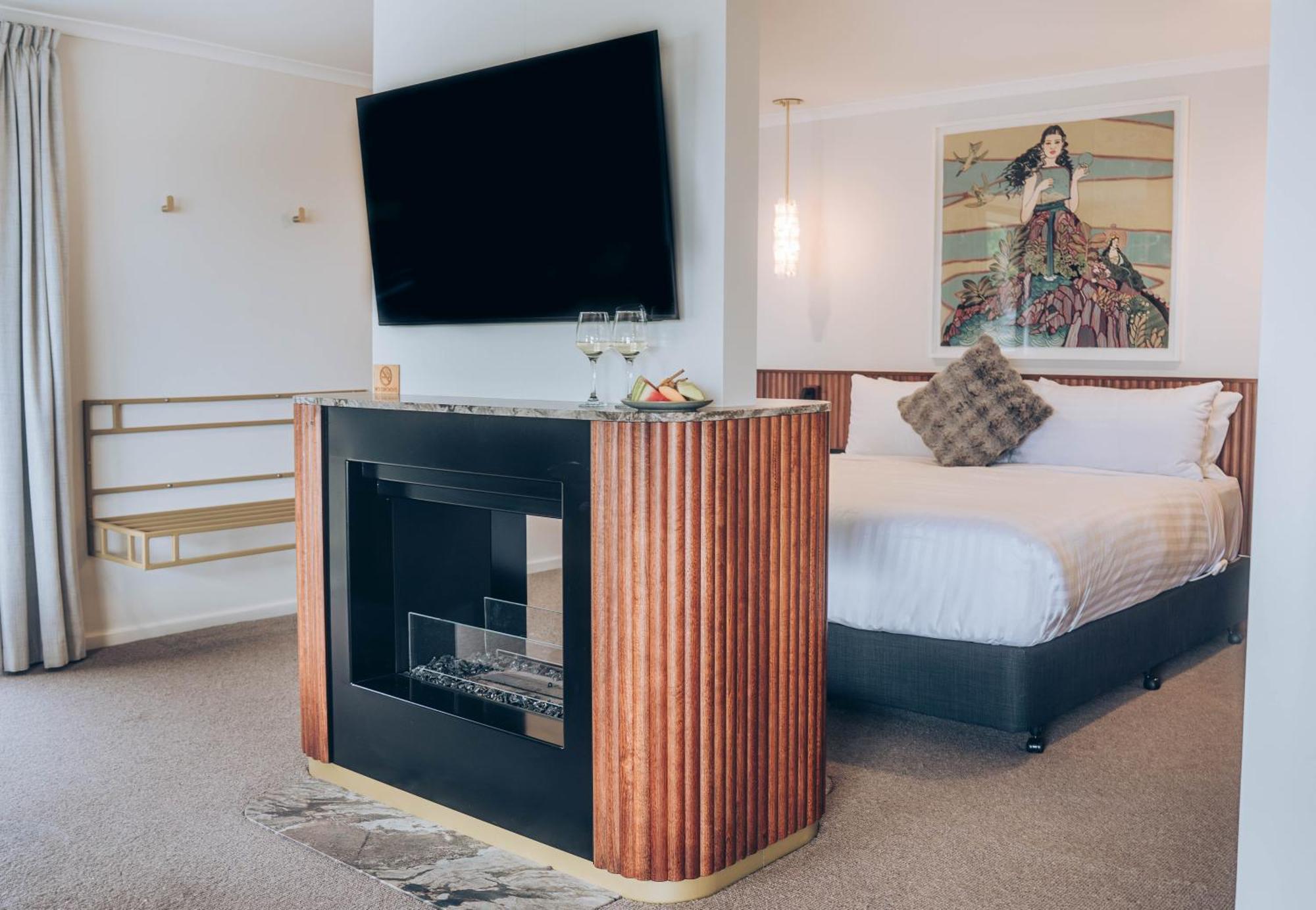 Risby Cove Boutique Hotel Strahan Zewnętrze zdjęcie